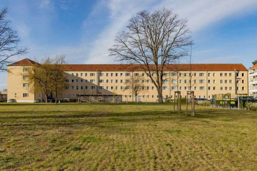 Wohnung zum Mieten in Eisenhüttenstadt 367 € 58.18 m² 3 zimmer