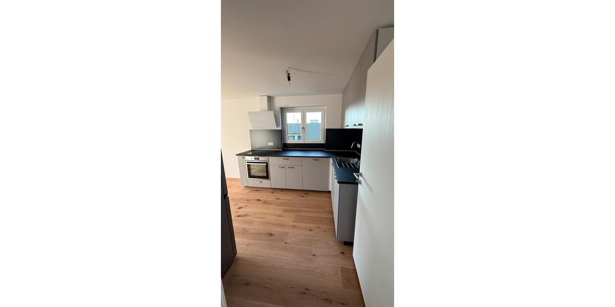 Etagenwohnung Vilsbiburg - 2 Zimmer, 72 m&sup2;, 799&euro; | Angebot:26123392