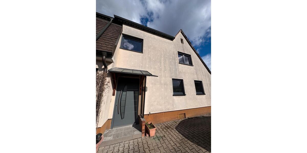 Doppelhaushälfte Bamberg Am Bruderwald - 3 Zimmer, 100 m&sup2;, 1.400&euro; | Angebot:26043430