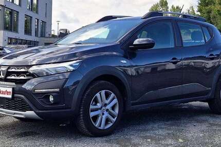 Dacia Sandero 43.000 km 13.950 &euro; Bergisch Gladbach 51469