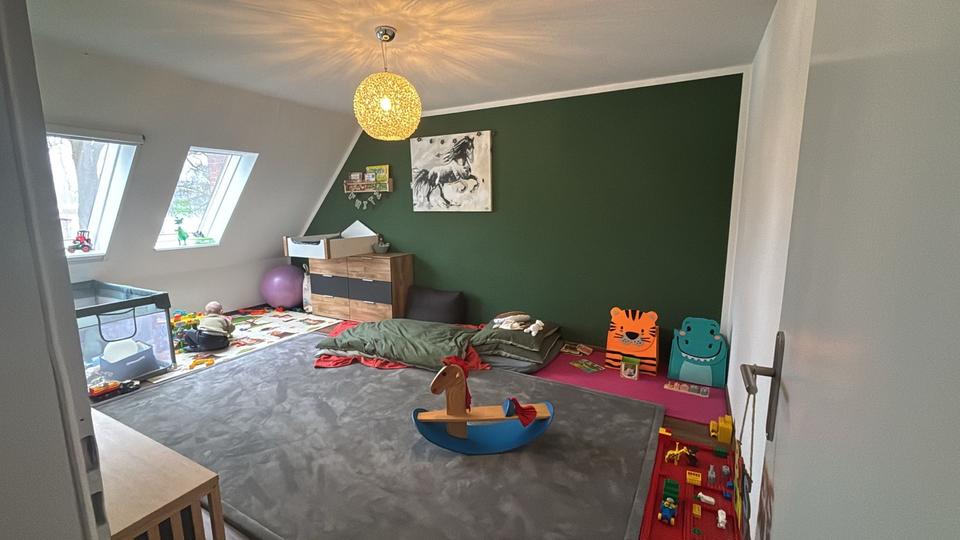Dachgeschoßwohnung Visselhövede - 5 Zimmer, 155 m&sup2;, 1.000&euro; | Angebot:25434035
