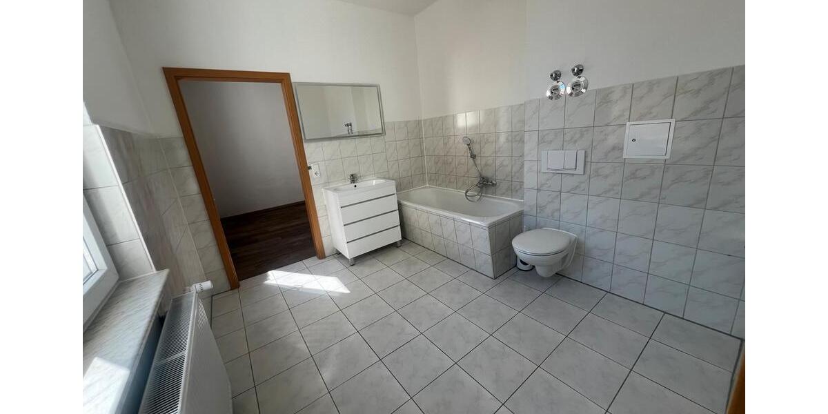 Etagenwohnung Köthen (Anhalt) - 3 Zimmer, 63 m&sup2;, 643&euro; | Angebot:26398080
