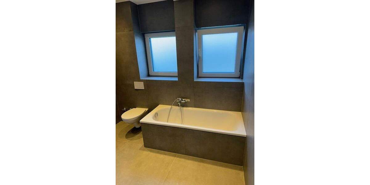 Etagenwohnung Mülheim Saarn - 3 Zimmer, 90 m&sup2;, 1.500&euro; | Angebot:24874819