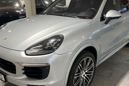 Porsche Cayenne 320.000 km 26.990 &euro; Mengkofen 84152