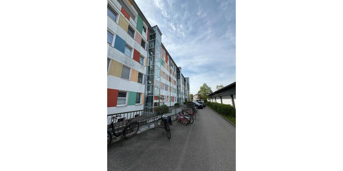 Etagenwohnung Burghausen - 3 Zimmer, 72 m&sup2;, 975&euro; | Angebot:26348847
