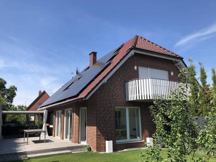 Exclusiv & wie neu! 2 Generationenhaus rechts.d.Ems!