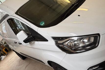 Ford Transit Custom 132.096 km 22.999 &euro; Neunkirchen 57290