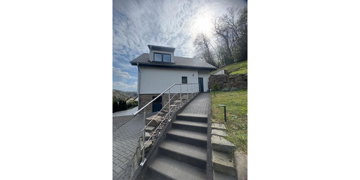 Einfamilienhaus Gummersbach Berstig Süd - 4 Zimmer, 120 m&sup2;, 1.390&euro; | Angebot:26211220