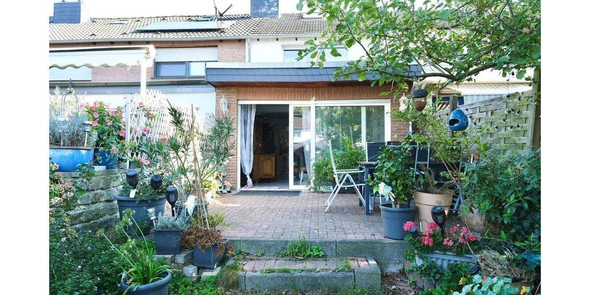 Reihenmittelhaus Neuss Gnadental - 5 Zimmer, 79 m&sup2;, 349.000&euro; | Angebot:24825870