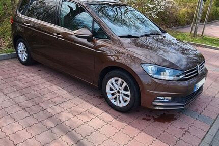 VW Touran 130.500 km 14.950 &euro; Schwarzenbek 21493
