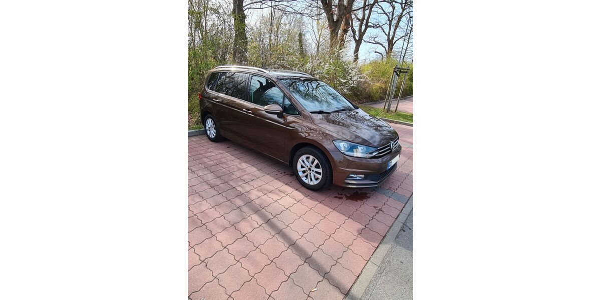 VW Touran 130.500 km 14.950 &euro; Schwarzenbek 21493