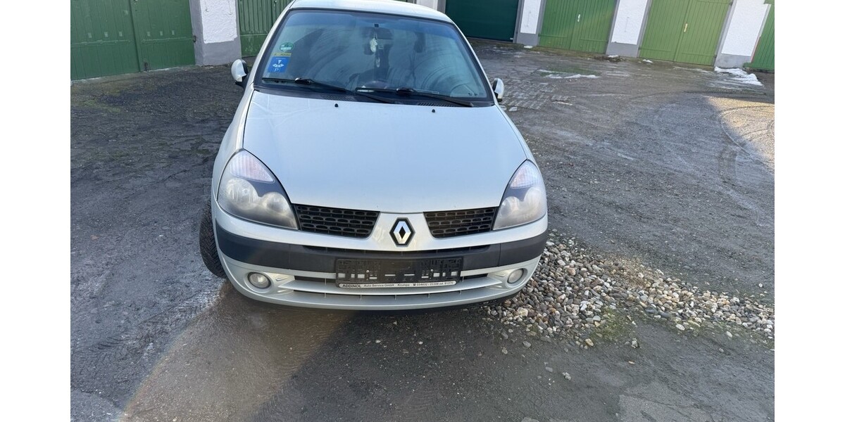 Renault Clio 124.500 km 2.500 &euro; Braunsbedra 06242