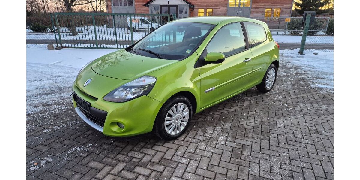 Renault Clio 144.000 km 2.999 &euro; Weida 07570