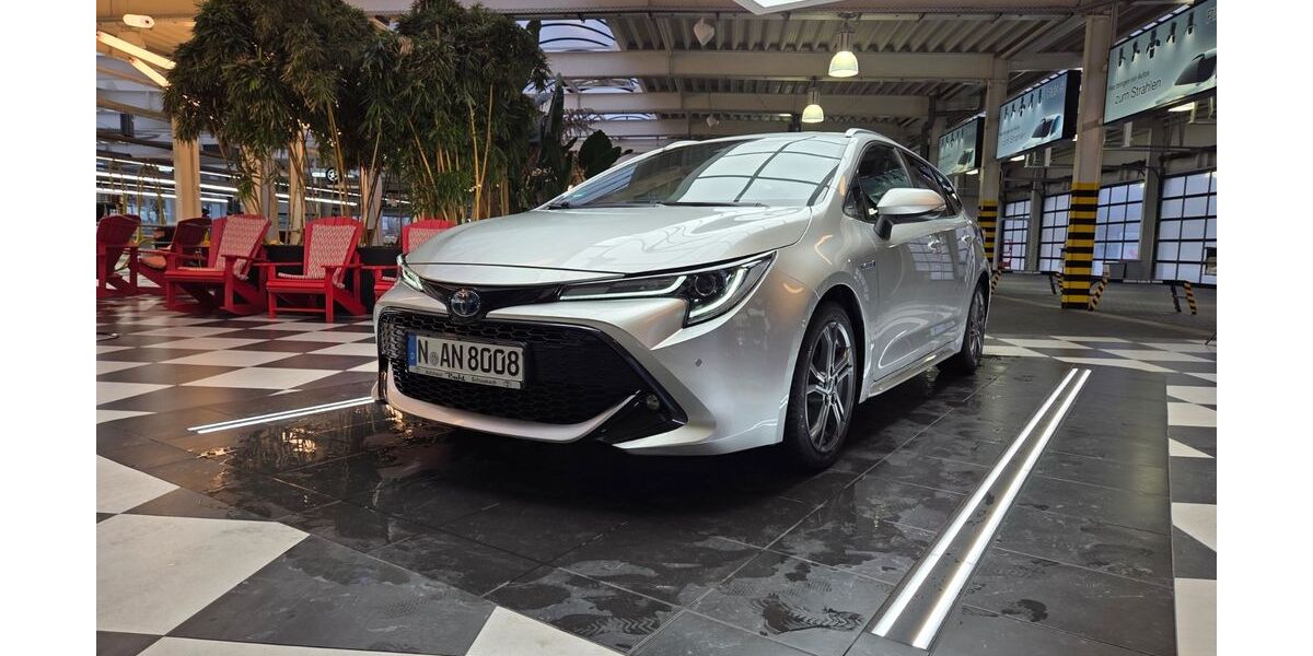 Toyota Corolla 59.999 km 19.900 &euro; Nürnberg 90471