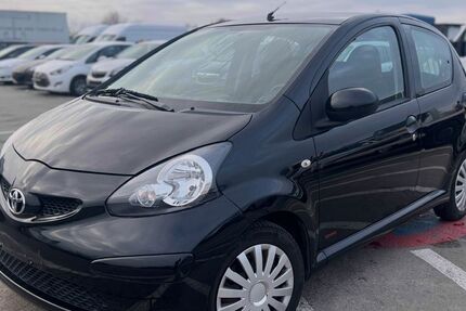 Toyota Aygo (X) 152.355 km 2.490 € Mittenwalde 15749
