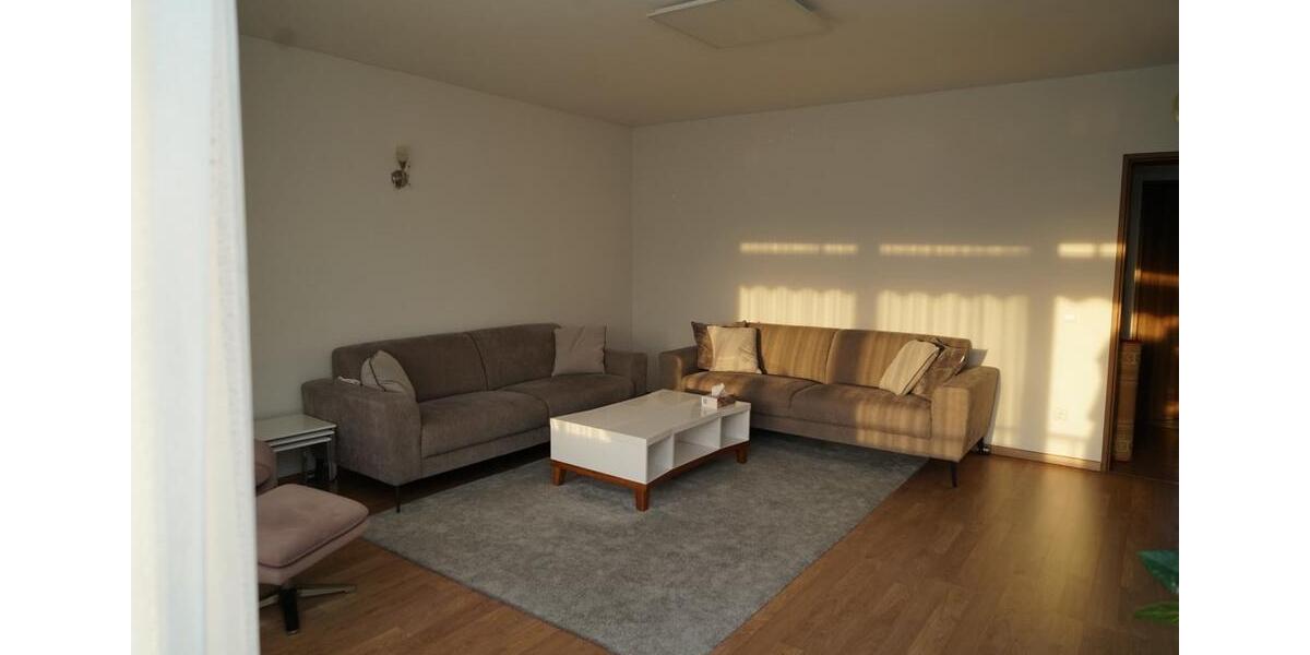 Dachgeschoßwohnung Siegburg - 4 Zimmer, 87 m&sup2;, 280.000&euro; | Angebot:27044150