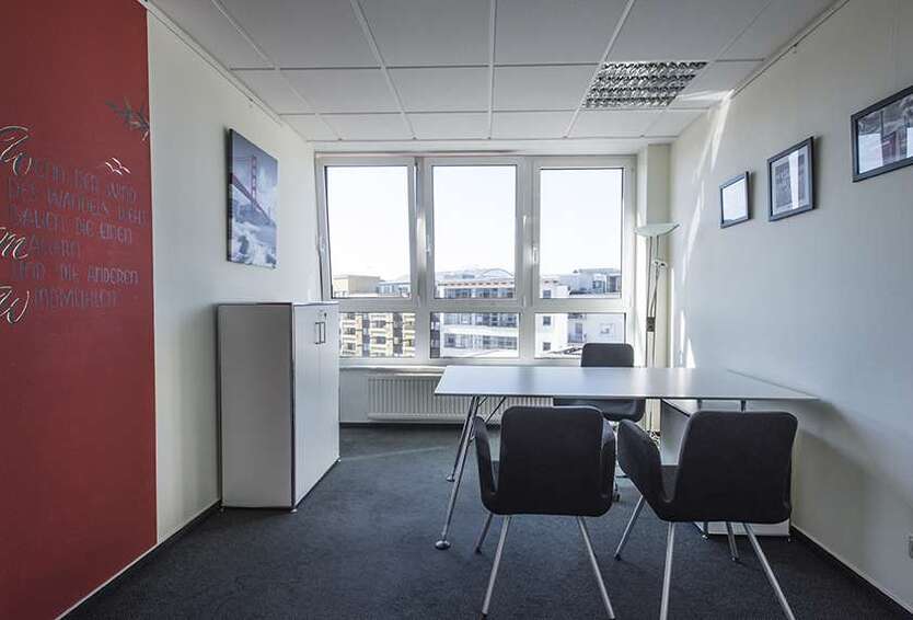 Büro in Saarbrücken 756 € 32 m²