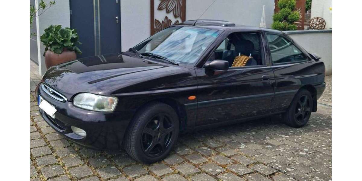 Ford Escort 122.000 km 2.300 &euro; Villingen-Schwenningen, Stadt 78056