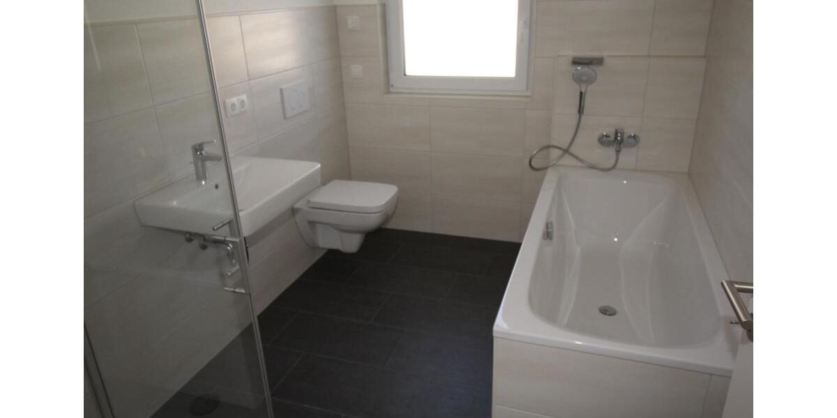 Einfamilienhaus Freinsheim - 3.5 Zimmer, 154 m&sup2;, 2.465&euro; | Angebot:25259172