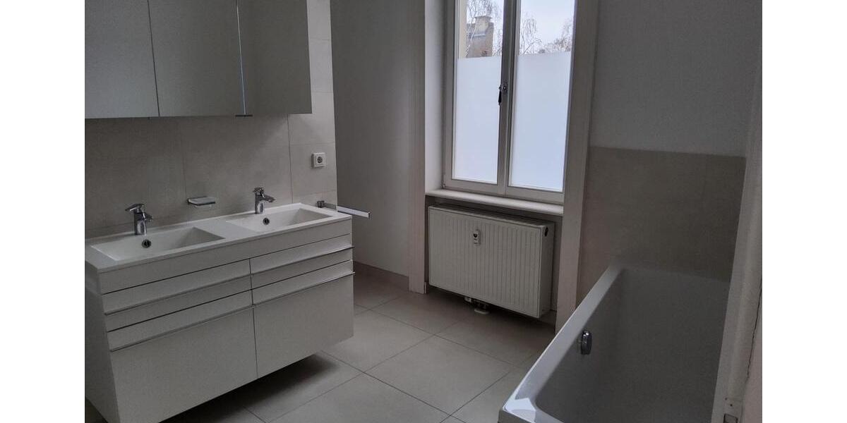 Etagenwohnung Wiesbaden Südost - 5 Zimmer, 145 m&sup2;, 769.000&euro; | Angebot:26020603