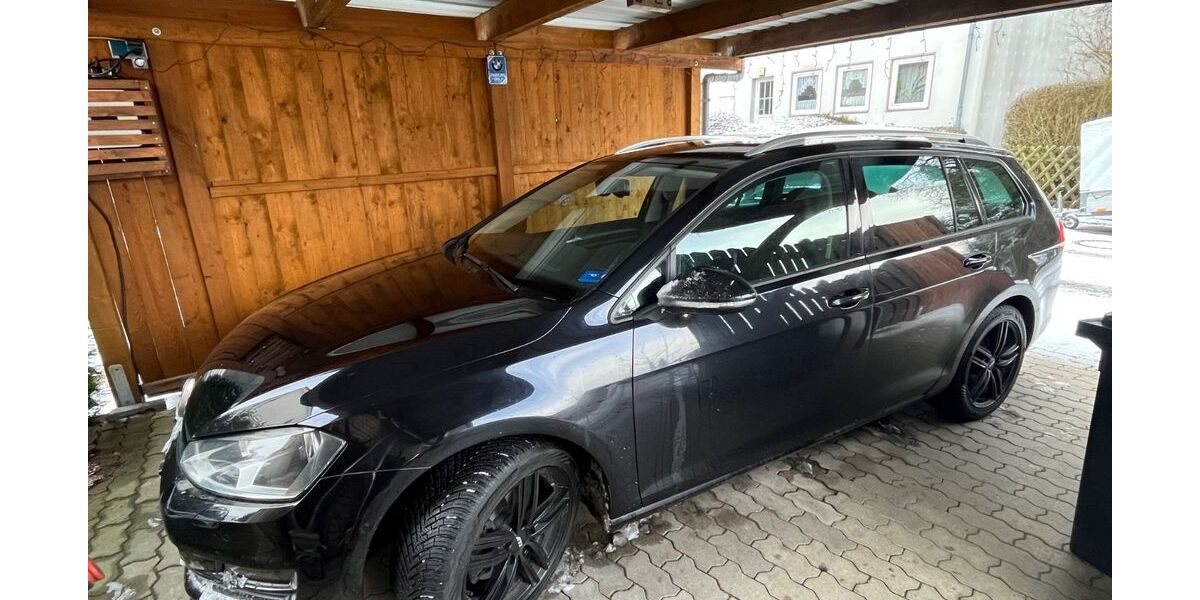 VW Golf 128.000 km 11.000 &euro; Lübeck 23562