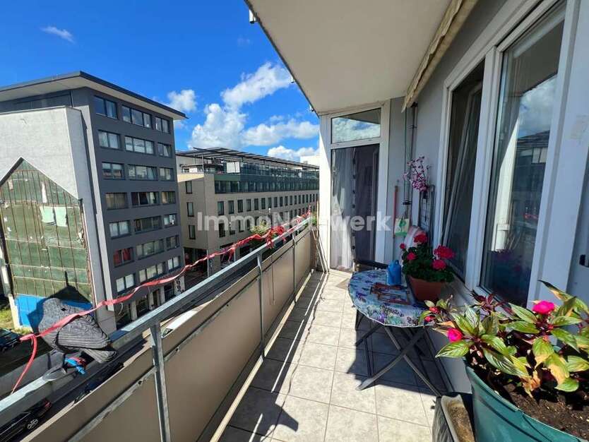 Wohnung zum Kaufen in Pforzheim 155.000 € 58 m²