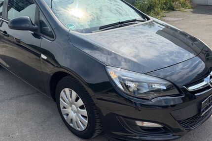 Opel Astra 134.000 km 3.999 &euro; Oberndorf a.N. - Aistaig 78727
