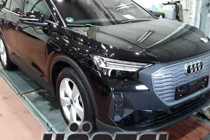 Audi Q4 e-tron 53.400 km 28.900 &euro; Osnabrück 49084