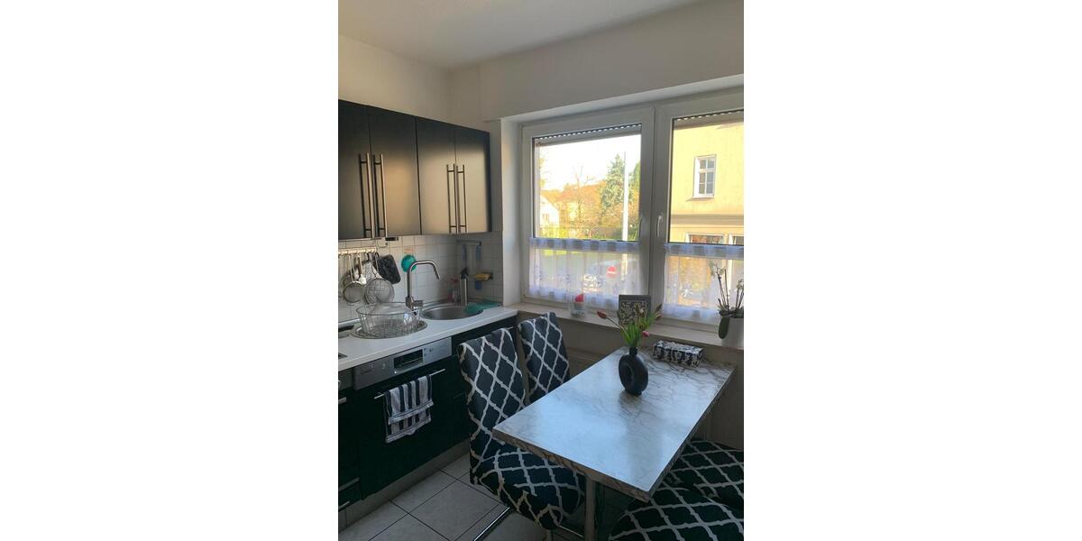 Etagenwohnung Gotha - 4 Zimmer, 97 m&sup2;, 735&euro; | Angebot:26335849