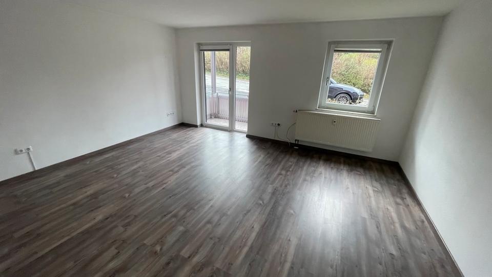 Erdgeschoßwohnung Großheirath - 3 Zimmer, 74 m&sup2;, 740&euro; | Angebot:25350068
