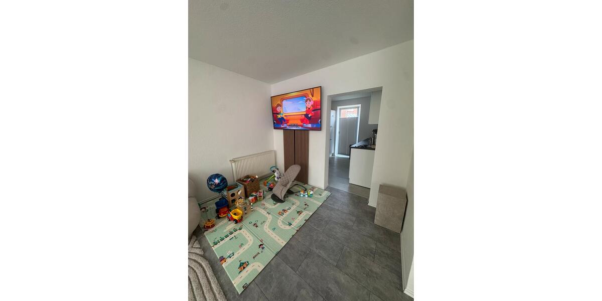 Reihenhaus Hatten - 4 Zimmer, 115 m&sup2;, 1.250&euro; | Angebot:26030713