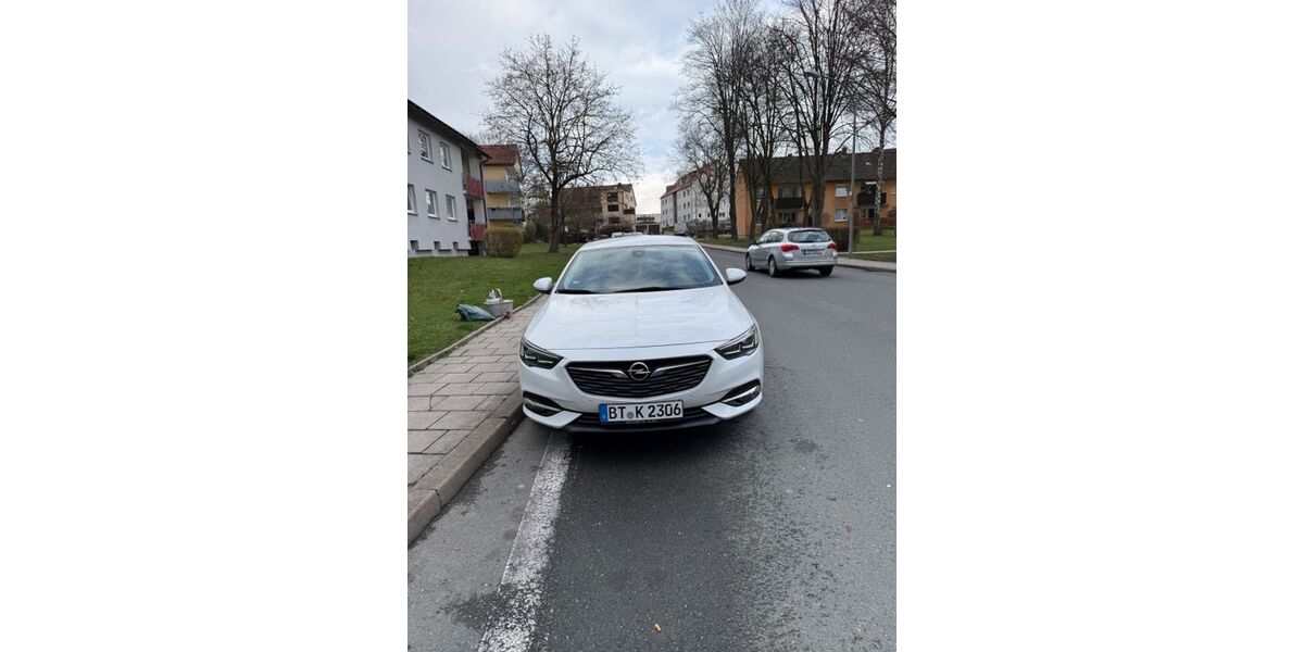 Opel Insignia 90.000 km 17.150 &euro; Bayreuth 95445