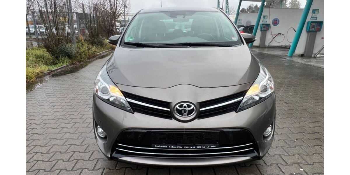 Toyota Verso 56.000 km 12.999 &euro; Germersheim 76726