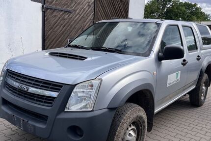 Isuzu D-Max 240.498 km 6.790 &euro; Berlin 14167