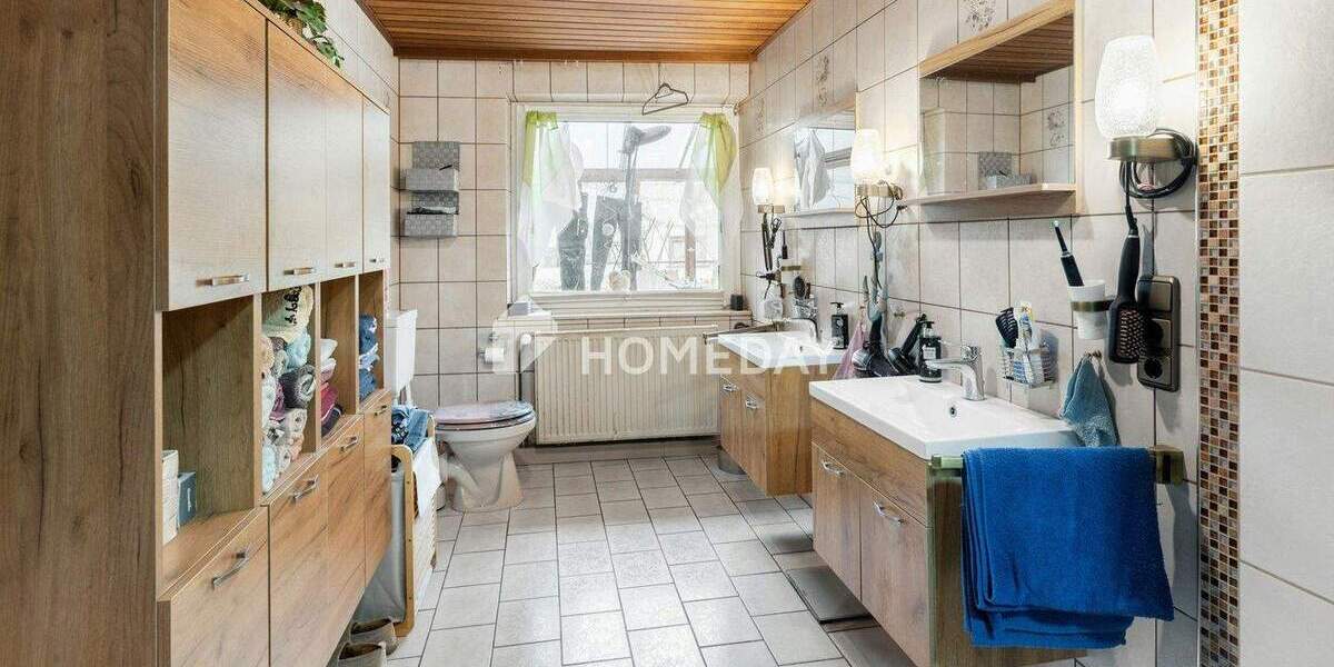 Mehrfamilienhaus, Wohnhaus Gersfeld (Rhön) Gersfeld - 1 Zimmer, 346 m&sup2;, 398.000&euro; | Angebot:25820158