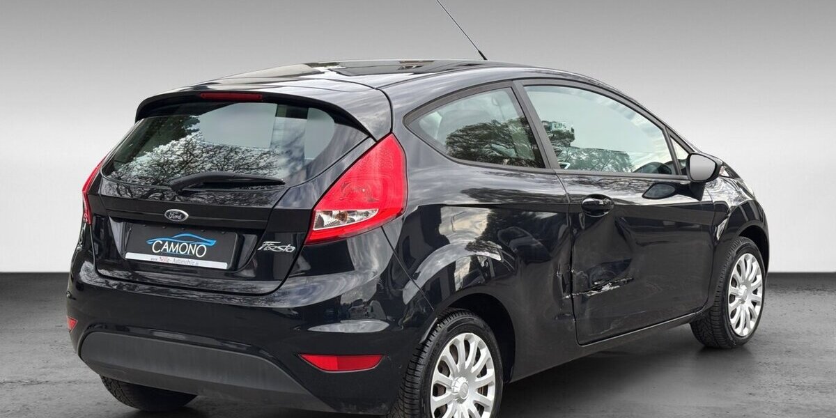 Ford Fiesta Champions Edition Klima Radio 180.817 km 2.200 &euro; Wuppertal 42327