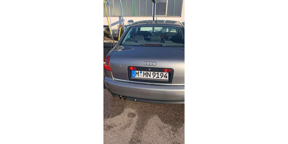 Audi A6 155.000 km 2.799 € München 80313