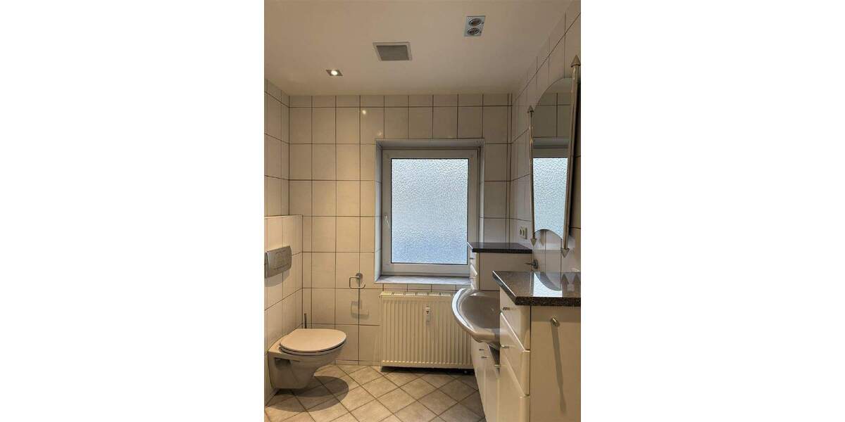 Etagenwohnung Bad Ems - 3 Zimmer, 138 m&sup2;, 1.100&euro; | Angebot:24712604