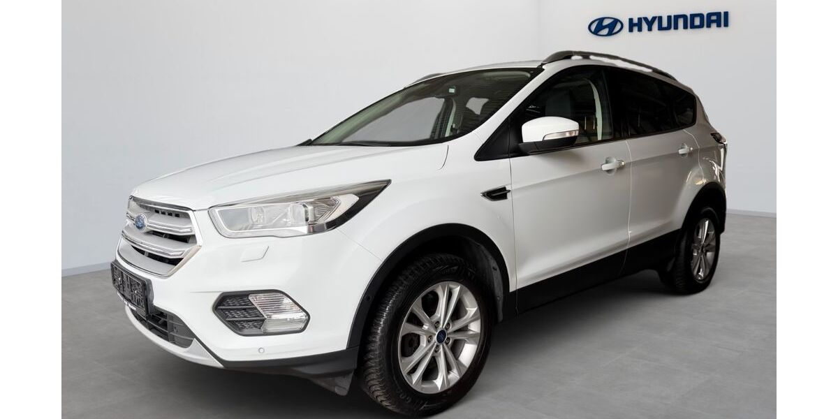 Ford Kuga 128.000 km 14.990 &euro; München 80807