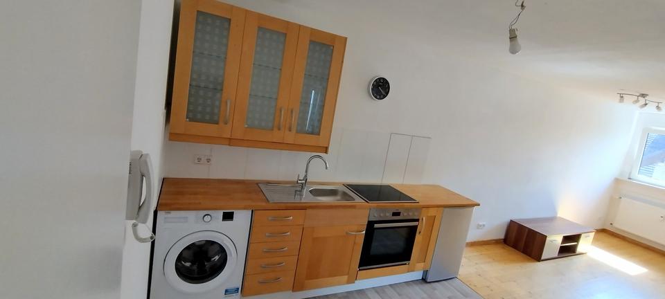 Dachgeschoßwohnung Kröv - 1 Zimmer, 35 m&sup2;, 470&euro; | Angebot:26381934