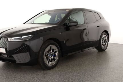 BMW iX 19.500 km 44.840 &euro; Berlin 12103