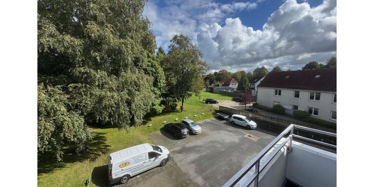 Dachgeschoßwohnung Flensburg Fruerlund - 2 Zimmer, 62 m&sup2;, 175.000&euro; | Angebot:27443966