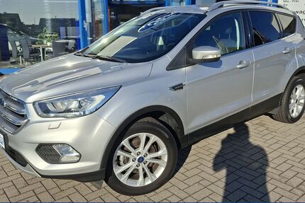 Ford Kuga 97.753 km 12.890 &euro; Mücheln / Geiseltal 06249
