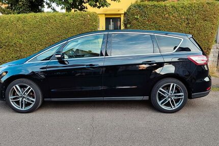 Ford S-Max 87.000 km 19.999 &euro; Eislingen 73054
