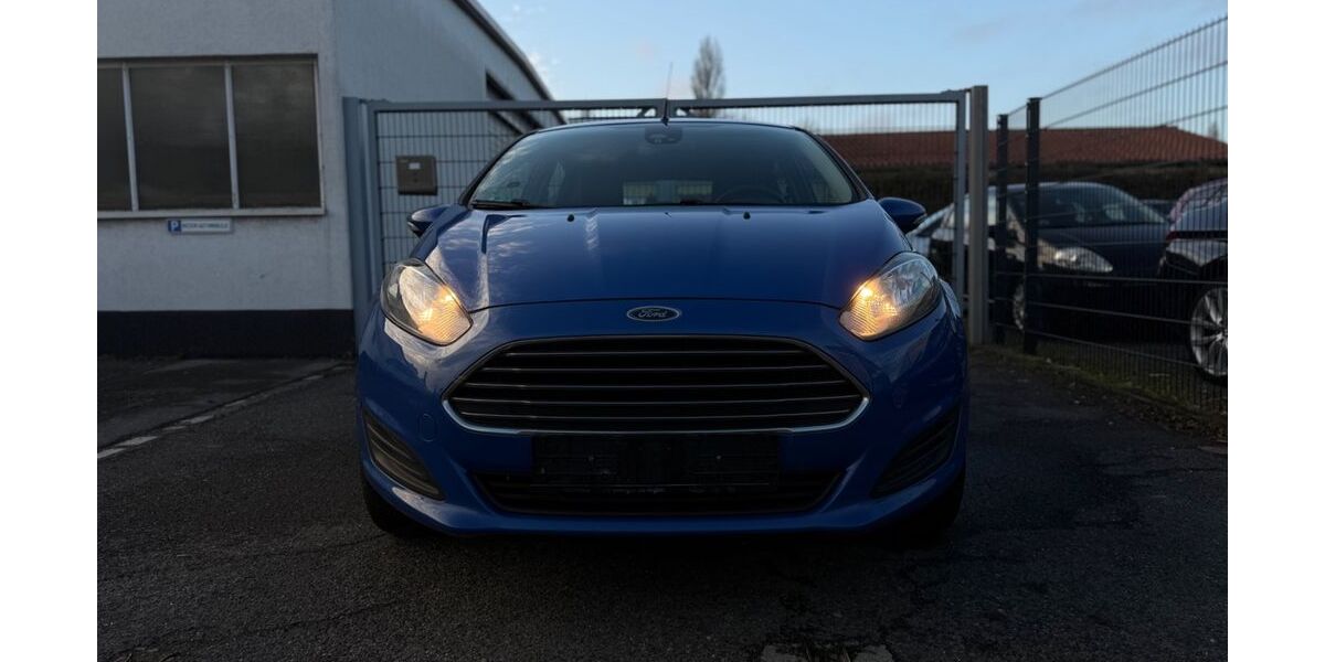 Ford Fiesta 117.685 km 5.499 &euro; Leverkusen 51381