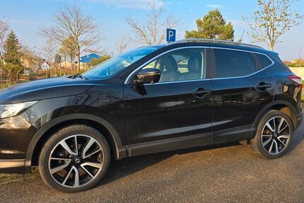 Nissan Qashqai 125.875 km 11.990 &euro; Philippsburg 76661