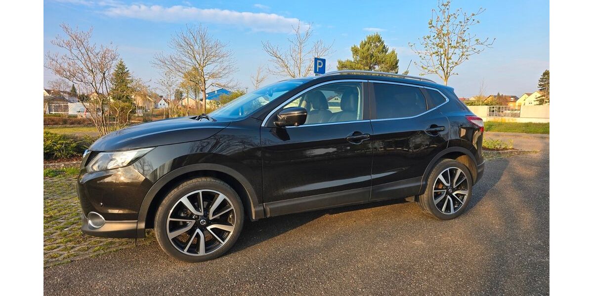 Nissan Qashqai 125.875 km 11.990 &euro; Philippsburg 76661