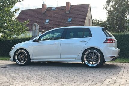 VW Golf 120.000 km 14.500 &euro; Testorf-Steinfort 23936