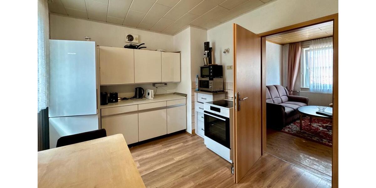 Reihenhaus Kaltennordheim - 6 Zimmer, 135 m&sup2;, 95.000&euro; | Angebot:26718456