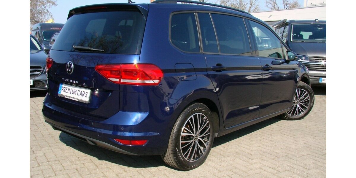 VW Touran 1.5TSi Comfortline 7-Sitzer LED ACC Standhe 18.601 km 30.980 &euro; Falkensee 14612